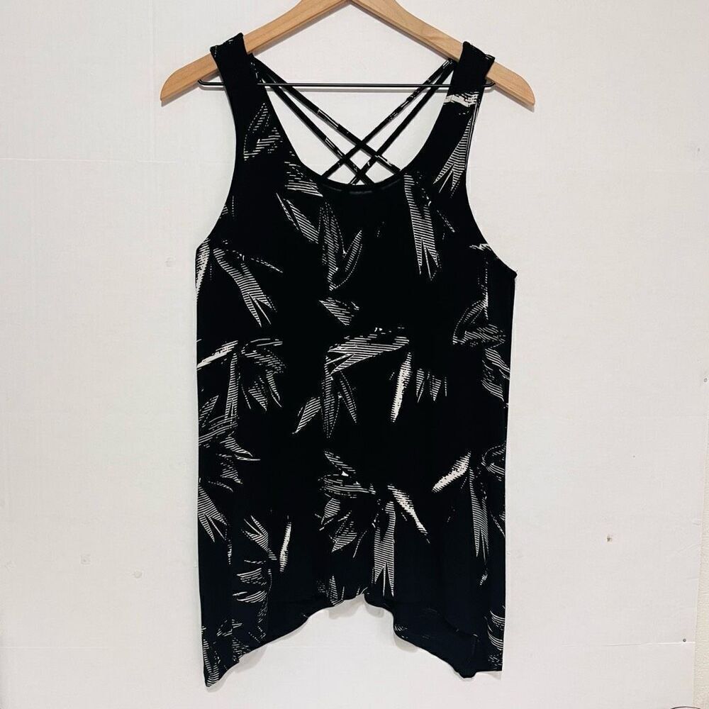 Apt 9 Black And White Sleeveless Top Sz M